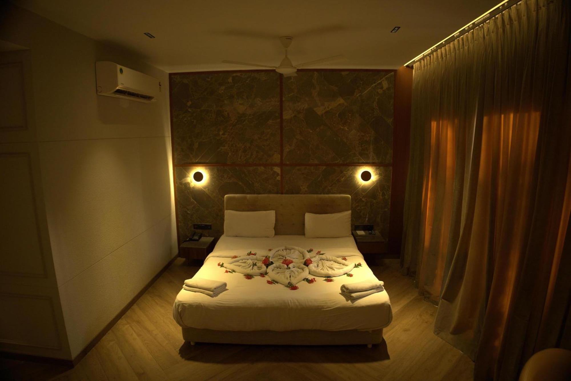 Cassa Marina Beach Resort Damlawari Екстериор снимка